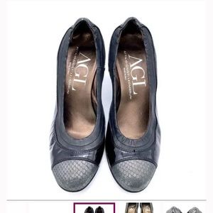 AGL Black Patent Leather Capped Toe Pumps 38 1/2 -